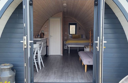 Bushmills Cabina | Ballyhemlin Pods - Hawthorn