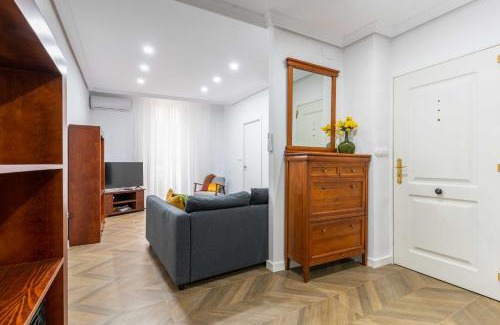 El Pilar Apartamento | Balmes Flat Central Market