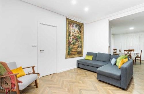 El Pilar Apartamento | Balmes Flat Central Market