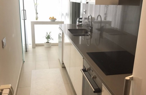 Sitges Apartamento | APARTAMENTO BALMINS, COMPLETAMENTE EQUIPADO A 50 MTS DE LA PLAYA DE ST.SEBASTIA