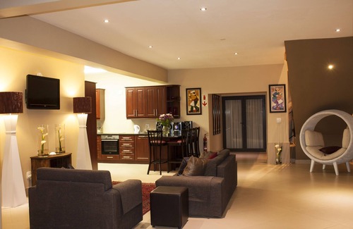 Eikenbosch Casa | Balmoral Lodge