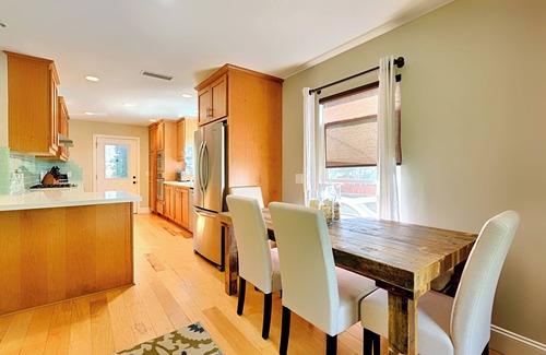 Beach Barber Tract Casa | Bamboo Hideaway