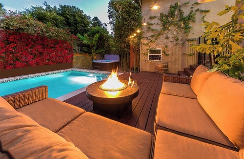 Beach Barber Tract Casa | Bamboo Hideaway