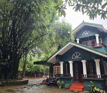 Kunnathidavaka Cabina | Bamboo house