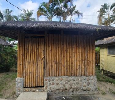 Roxas Casa | Bamboo House