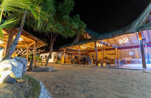 Alaminos Complejo | Bamboo Paraiso Resort at Bolo Beach