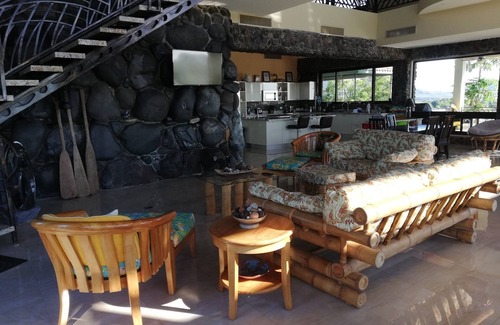 Cocle Villa | Villa de bambú - Villa de lujo con vista al mar y la montaña con piscina infinita