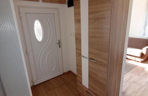 Vrbas Apartamento | BAN STAN