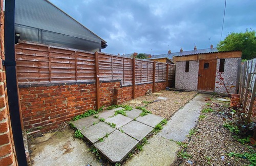 Banbury Casa | Banbury Family Home Sleeps 4 Walking Distance To Town & Train Station