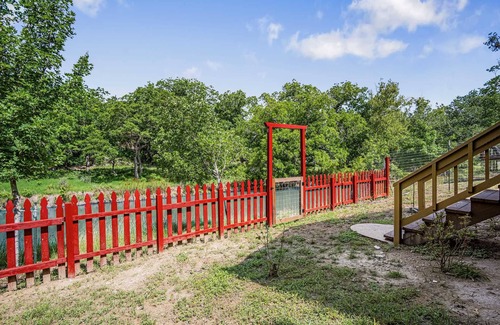 Bandera Cabina | Bandera Stronghold Red Cloud