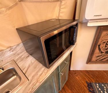 Bandera Casa | Bandera Stronghold Retreat