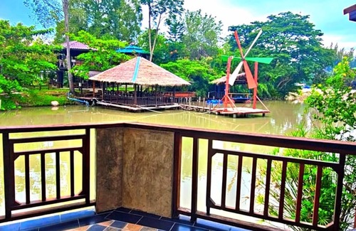 Si Racha Casa | Bang Phra Resort Near Si racha