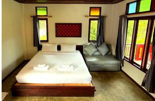 Si Racha Casa | Bang Phra Resort Near Si racha