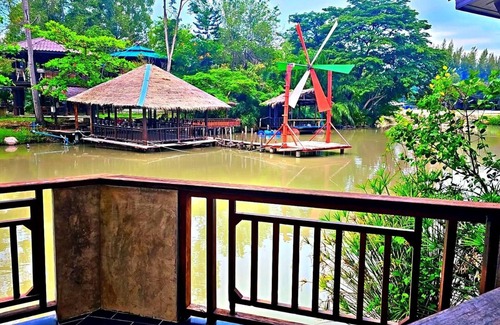 Si Racha Casa | Bang Phra Resort Near Si Racha