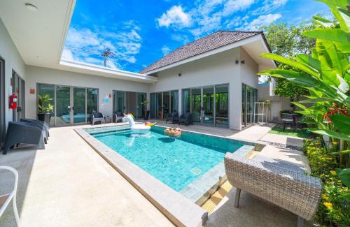 Choeng Thale Villa | Bang tao modern holiday style pool view high speed WiFi