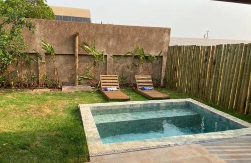 Rita Vieira Casa | Bangalô com piscina e privacidade a 6 km do centro