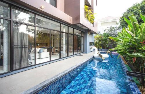 Khlong Tan Nuea Villa | Bangkok Luxury Pool Villa Thonglor