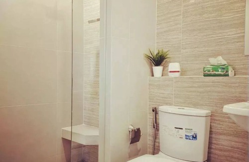 Dao Khanong Condominio | Bangkok Skyline River View Condo