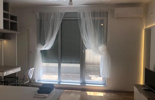 Vukov Spomenik Apartamento | BANJSKA