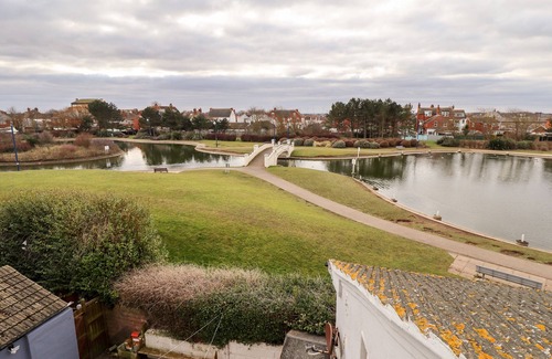 Mablethorpe and Sutton Cabaña | Bank House