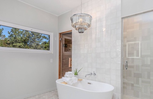 Chester Casa | Banya, Hot Tub, Pool and Sauna! Relax in Nature!