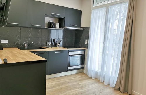 Moyen-Vernet Apartamento | Banyuls-Suite-Suite-Bañera de hidromasaje-vista al canal