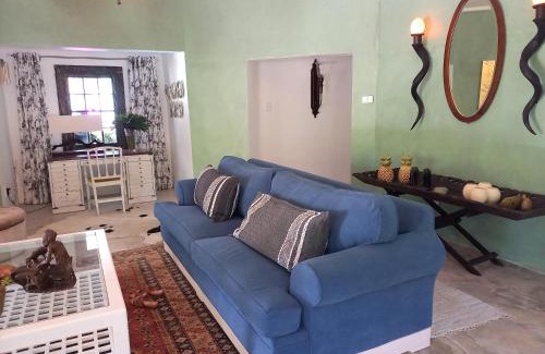 Umhlali Beach Casa | Baobab Suite - Villa Roc Guesthouse Salt Rock, Ballito, Solar Power