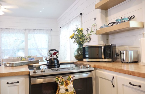 Kenney Casa | Barby Haus