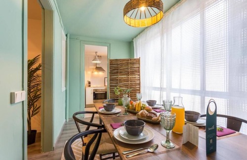 La Nova Esquerra de l'Eixample Apartamento | De propietario - 5 dormitorios, 2 baños, amplio y luminoso!