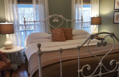 Northeast Virginia Beach Cama Y Desayuno | Barclay Cottage B&B