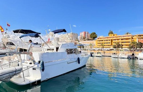 Playa Pobla de Farnals Alquiler De Eote | Barco muy acogedor en Valencia