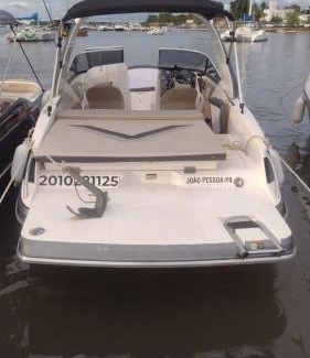 Jacare Alquiler De Eote | Barco ventura 25 pés