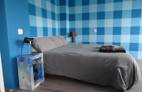 Torrelodones Cama Y Desayuno | BArcoiris B&B - Adults Men only - SOLO PARA HOMBRES