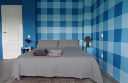Torrelodones Cama Y Desayuno | BArcoiris B&B - Adults Men only - SOLO PARA HOMBRES
