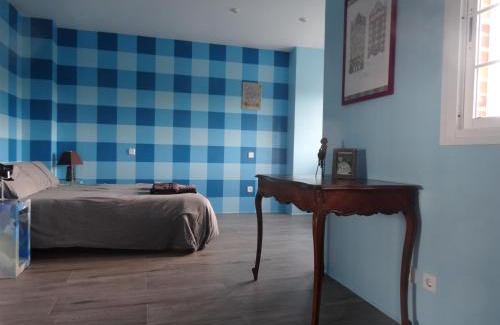 Torrelodones Cama Y Desayuno | BArcoiris B&B - Adults Men only - SOLO PARA HOMBRES
