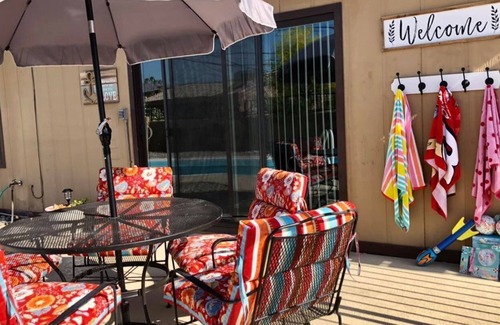 Lake Havasu City Casa | Barefoot Bungalow in the heart of Downtown Lake Havasu City