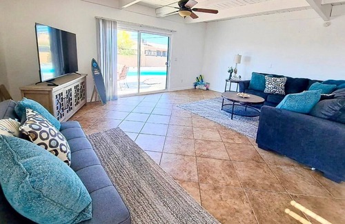 Lake Havasu City Casa | Barefoot Bungalow in the heart of Downtown Lake Havasu City