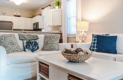Port St. Joe Cabaña | Barefoot Getaway is your perfect poolside paradise!n