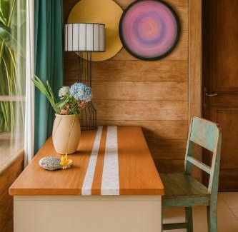 East Selemadeg Chalet De Esquí | Barefoot in the Heart