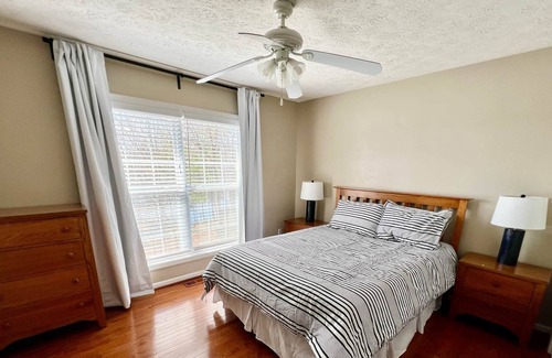 Moneta Casa | Barefoot Retreat, Private Lakefront w/ Covered Porches + Beach, Docks, Hot Tub & Fire Pit!