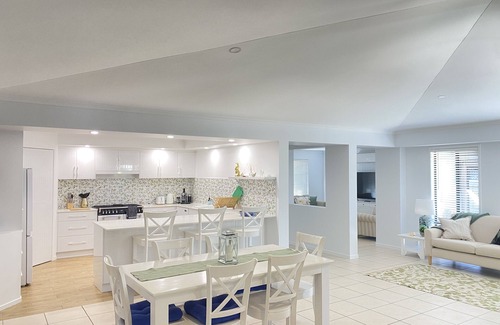 Bargara Casa | Bargara - Everday's a Holiday!