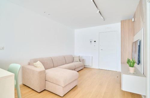 Municipio 2 Apartamento | Bari Giannini1 Luxe Apartment