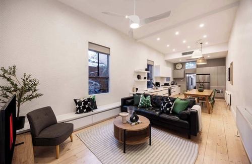 Carlton South Casa | Barkly Terrace | Carlton's Luxe Heritage