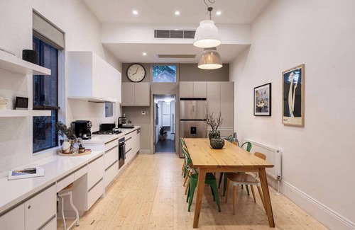 Carlton South Casa | Barkly Terrace | Carlton's Luxe Heritage