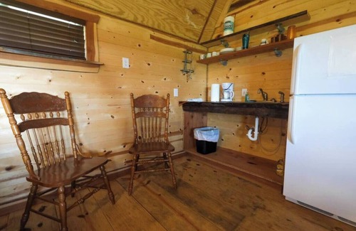 Minden Cabina | Barn 2 @ Yellow Rose Canyon
