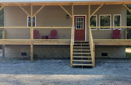 Coalfield Casa | Barn and bling on Windrock