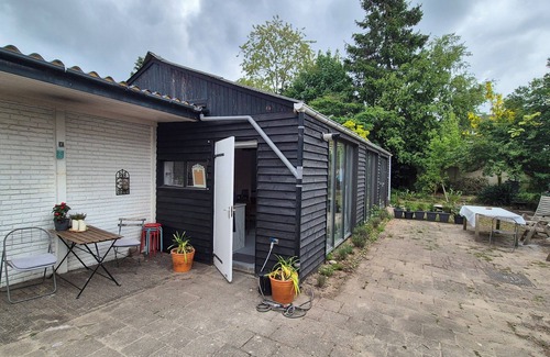 Eindhoven Casa | Barn converted into cosy studio with garden and free parking in Eindhoven