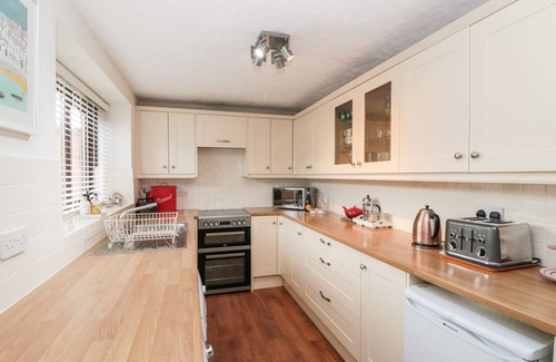 Hinderwell Casa | BARN COTTAGE, pet friendly, with a garden in Hinderwell