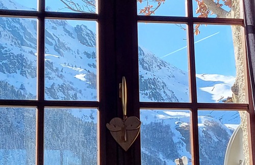Pla d'Adet Chalet De Esquí | Barn for rent Espiaube