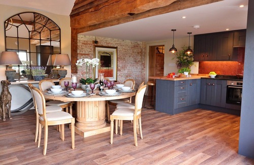 Quedgeley Cabaña | Granero en Cotswolds con Cocina Exterior